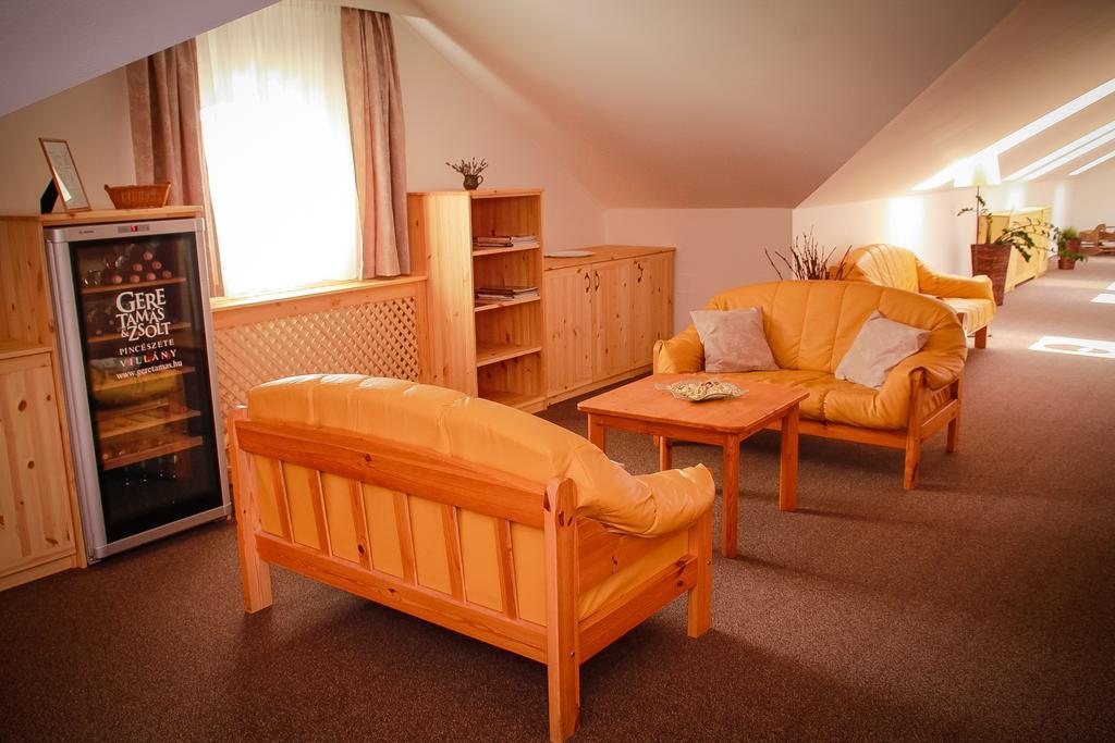 Bed and Breakfast Diofa Panzio à Villány Extérieur photo